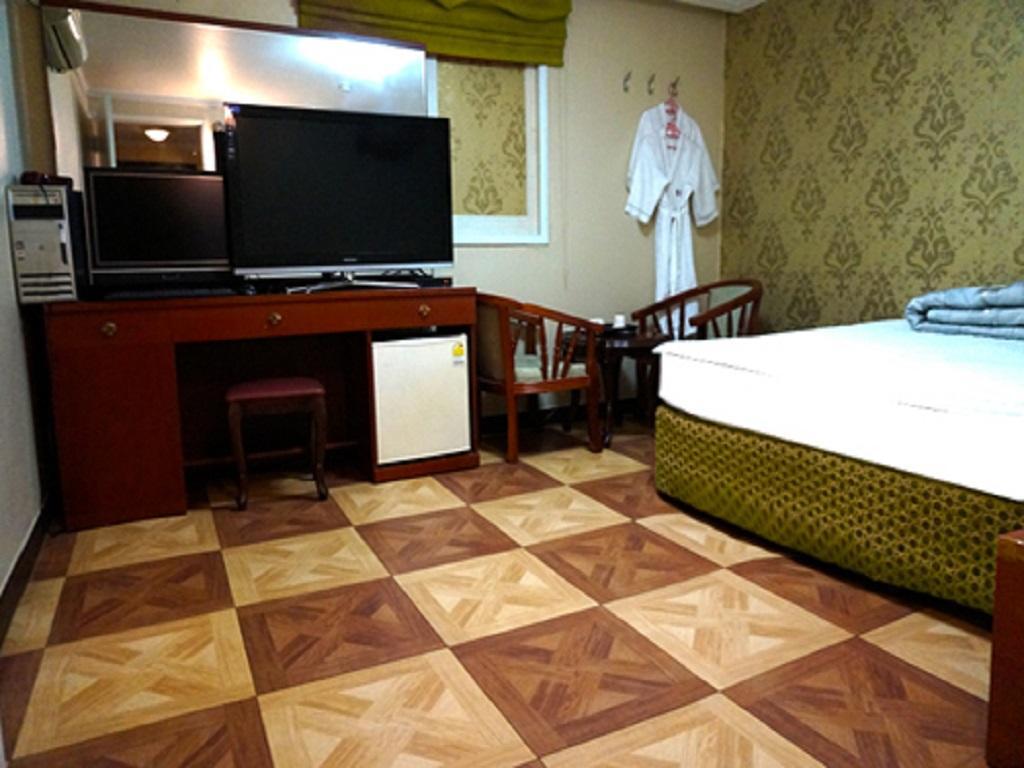 J Motel Gwangalli Ciudad Metropolitana de Busan Exterior foto